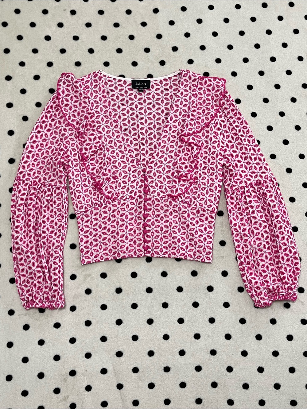 Bardot Camille Fuchsia Pink Eyelet Ruffle Crop Blouse Size XS